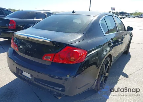 2013 Infiniti G37 Journey z USA, uszkodzony, nr VIN JN1CV6AP9DM306774